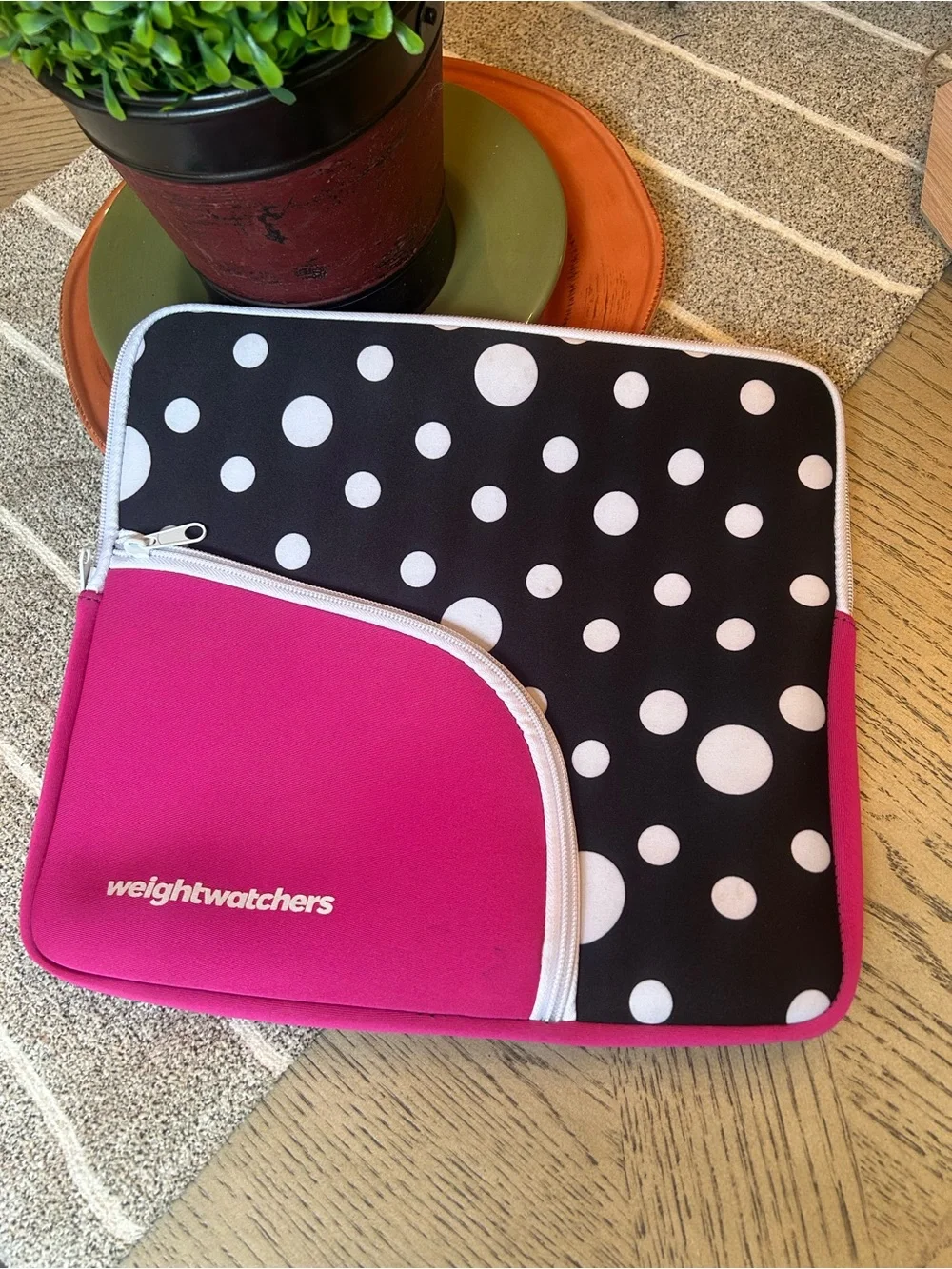 NWOT Weight Watchers Case Pink Polka Dot Neoprene Zippered